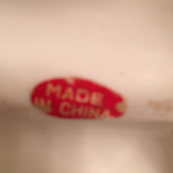 Baby Jesus with his parents on a book - Picture 7 of 7